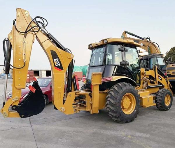 7 toneladas Carga nominal Excavadoras CAT 420F Em bom estado 7000-8000 kg Peso da máquina