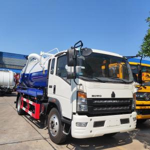 Sinotruck HOWO Vacuum Sewage Suction Truck , 6000L Septic Tank Truck