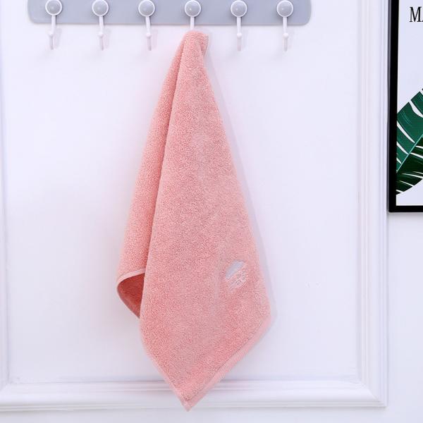 Tamaño personalizado bordado Logotipo Toalla de algodón para hombres Mujeres Toallas suaves espesas COLOR sólido