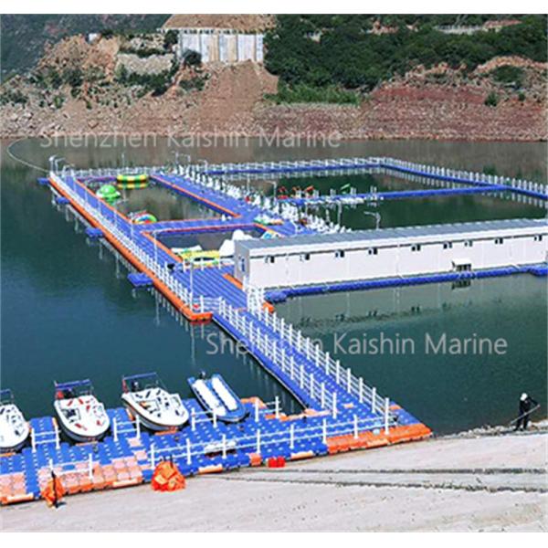 Modular Floating Dock with 350 Kg Per Square Meter Load Capacity, Non-slip Surface, and UV Stabilized for Marine Pontoon