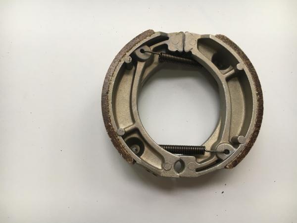 HONDA C90 LUXE /XR200 /C100 BIZ MOTORCYCLE BRAKE SHOES