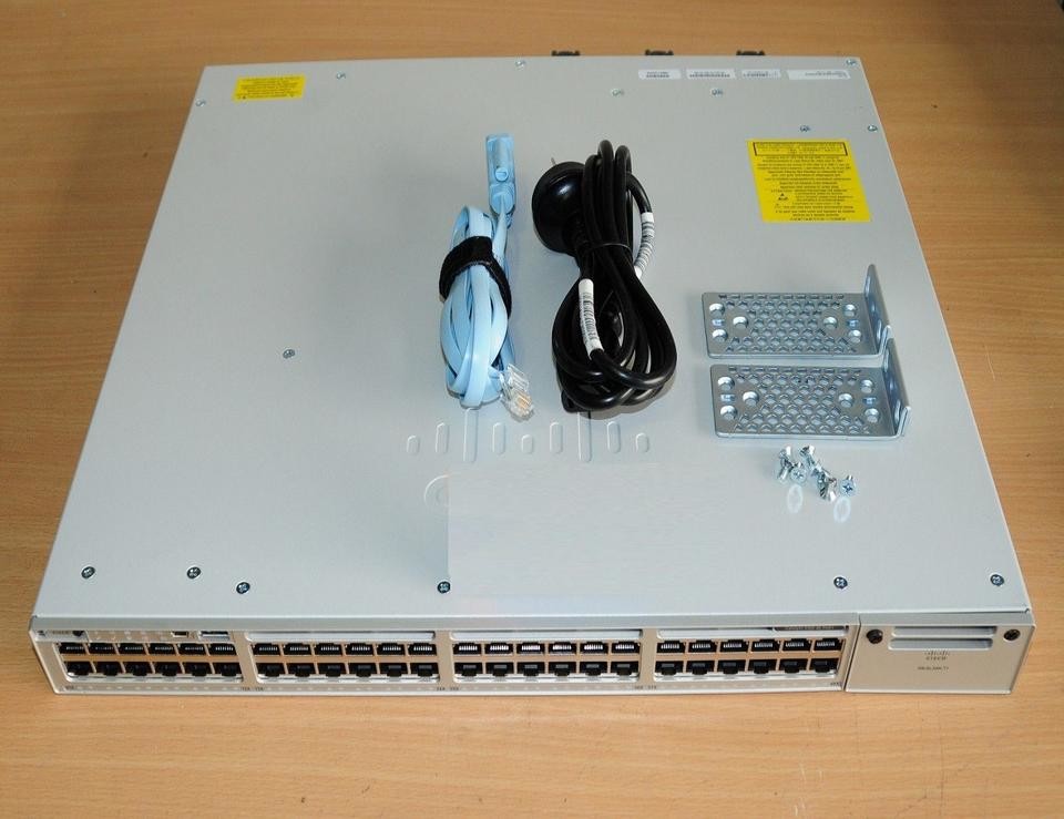 C9300-48P-A Промышленный оптический коммутатор 16GB 480Gbps