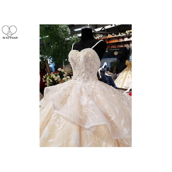 Sling Ladies Bridal Gown / Backless Sweetheart Bridal Gowns Heavy Beaded Flowers
