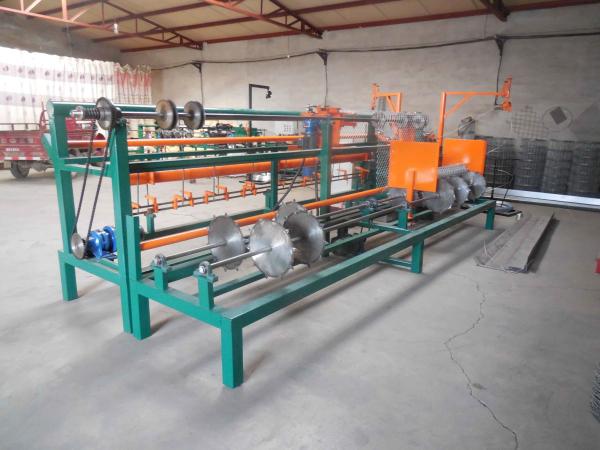 Cheap Hot sale 2 worms fully Automatic chain link fence machine with compact roll