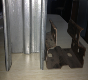 Гальванизированный крен шкафа хранения металла формируя машину на участок склада 380В 50Хз 3