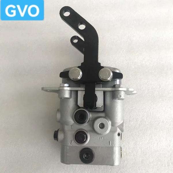 702-16-04250 7021604250 Excavator Parts Walking Foot Valve Pedal Assembly For PC120-6 PC200-6 PC210 PC240-8 PC360-6 PC360-7 PC360-8