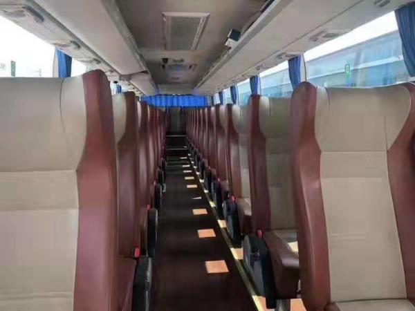 Yutong 6122 Series 55 Seats Second Hand Coach Bus Diesel LHD 2017 Year White Color Luxury Seats With Automatic Door