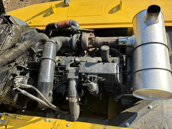 Excavadora Komatsu PC300 usada 187 kW 33800 kg para construcción y minería