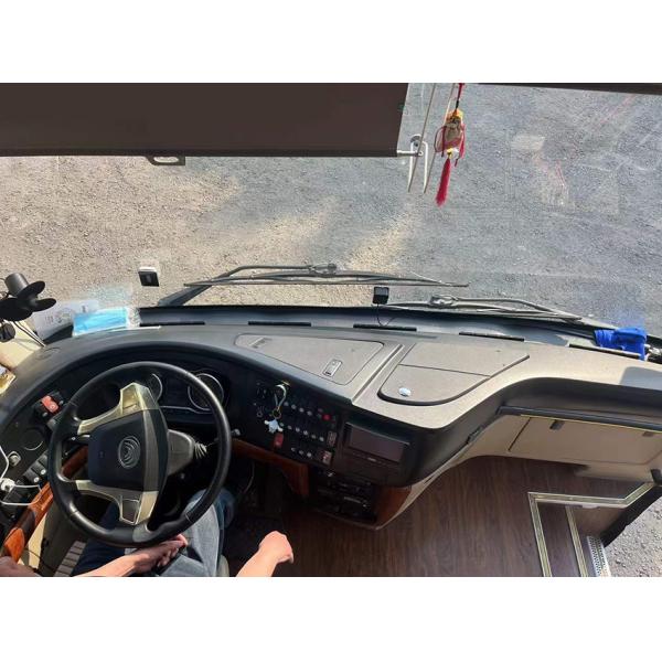 Autobuses Turísticos Usados de 54 plazas, usados, con volante a la izquierda