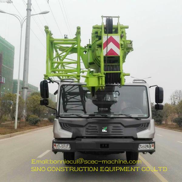 25 tonnes de ZTC250V552 41.6m de grue télescopique de camion