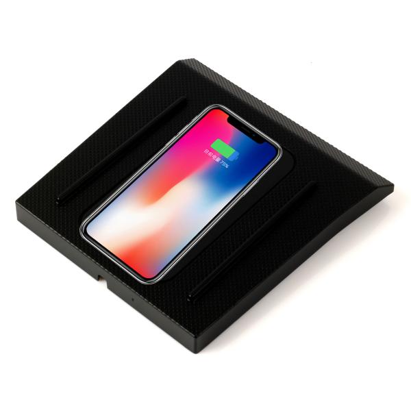 In Car Wireless Charger with qi For TOYOTA PRADO fast chargers 10W in car chargers with 3 coils