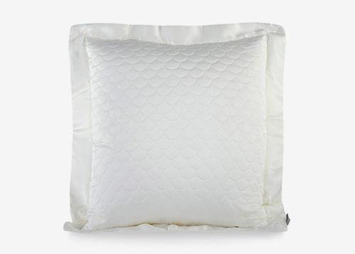 Soft Multiple Colors Decorative Throw Pillows 100% Polyester For Chair / Bed
