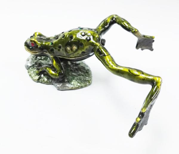 Leaves the frog shape trinket box with rhinestone for lovely jewelry box
