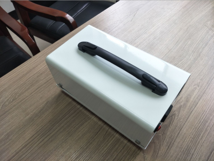 Давление масла высокочастотное 1OKW 27.12Mhz отжимая машины жары PVC кожаное