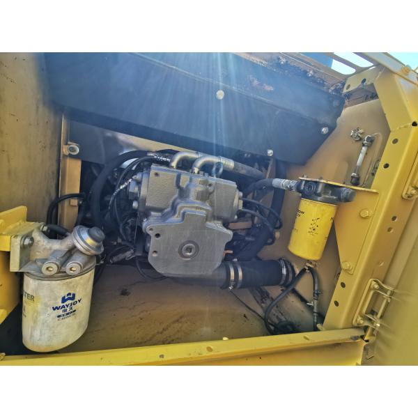 Низкие рабочие часы Использованный экскаватор Komatsu PC220 с оригинальным гидравлическим клапаном