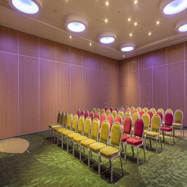 Soundproof Folding Partition Walls Door For Clamping Pakistan Lahore Banquet Hall