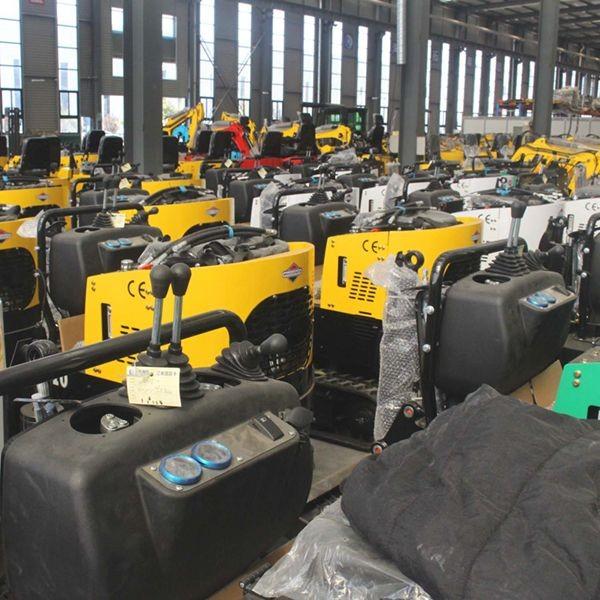 7kw-7.5kw CE/EPA 0.8T Compact Crawler Excavator Mini Excavation Equipment