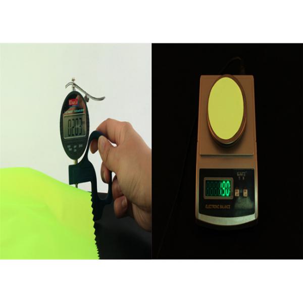 Повторно использованная ткань куртки покрытия 300D 190GSM Оксфорда полиэстера дневная на открытом воздухе