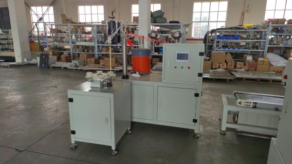 Two Component Glue Making Machine For Air Filters 20pcs/Min Filter Gluing Machine