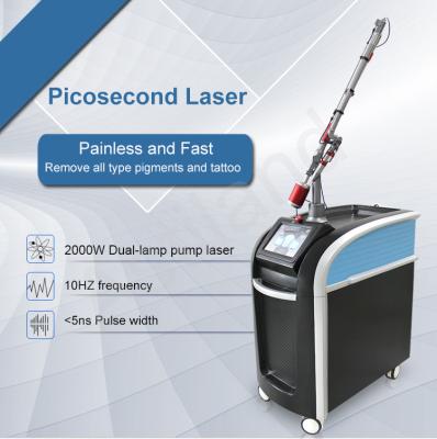 A máquina Q da remoção da tatuagem do laser do ND Yag do braço do guia comutou 1064nm 755nm 532nm