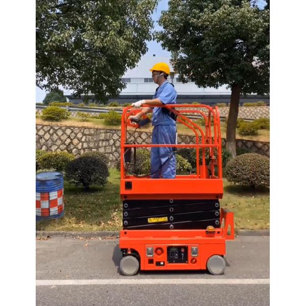 Самоходные 4m мини Scissor нагрузка платформы 250kg подъема