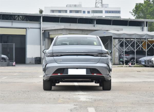 2024 BYD Destroyer 05 Dm-i Hybrid Vehicle 120KM Flagship Energy Vehicle