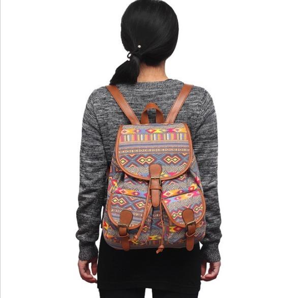 2016 new spring and summer fashion casual female bag printing canvas backpack