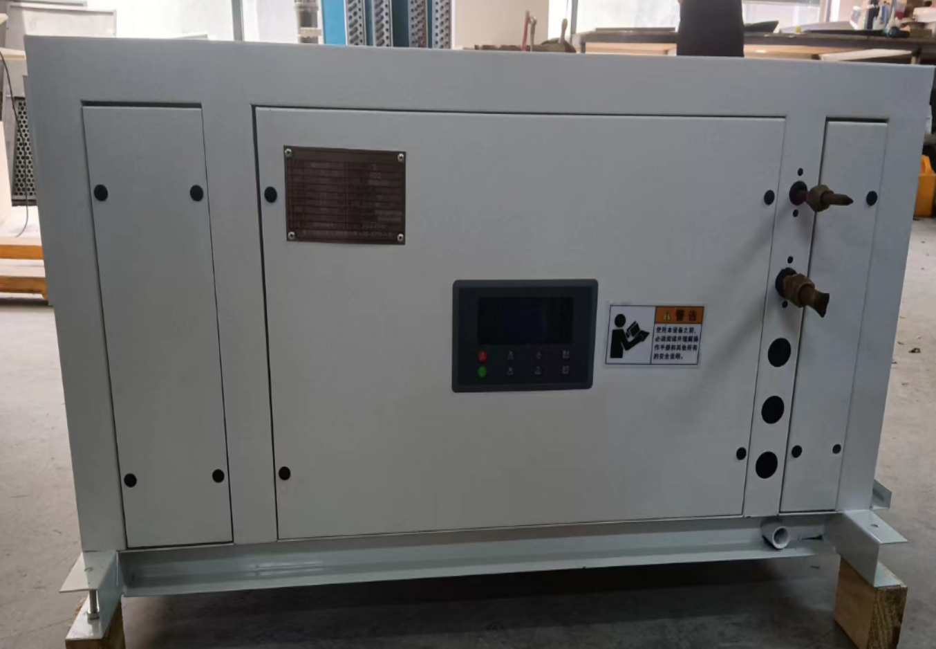 2300CFM Ceiling Mount Server Room AC Unit Precision Air Conditioning For Data Center