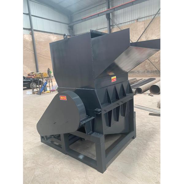PET Material Hard Plastic Crusher with Automatic Spiral Feeding and Direct Bagging