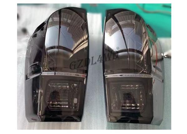 Luzes da cauda da parte traseira do diodo emissor de luz do preto de fumo para Toyota acessórios de Tacoma 2016 - 2018
