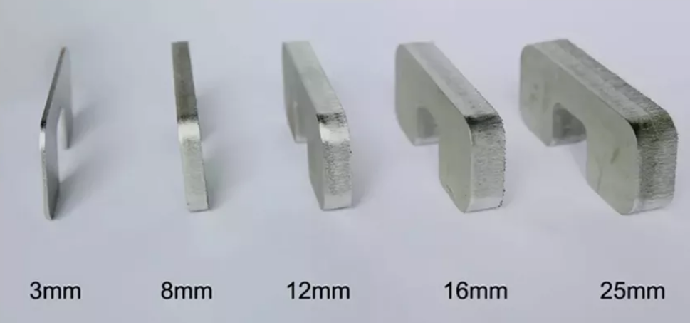 машина X y z лазера CNC машины резца лазера металла Cnc металлического листа волокна 6kw