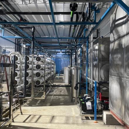 Équipement d'eau ultra pure entièrement automatique de 25 m3/h pour les centrales électriques du Guangxi