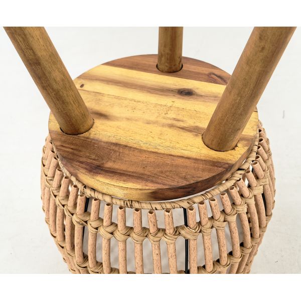 Factory Direct Sale Metal Frame Wooden Legs  PE Rattan Artificial Weaving Popular Flower Stand with Wooden Base
