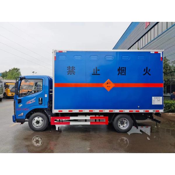 Dongfeng 4x2 6-ton, 8-ton, and 10 Ton Blasting Equipment Transport Vehicles for Sale