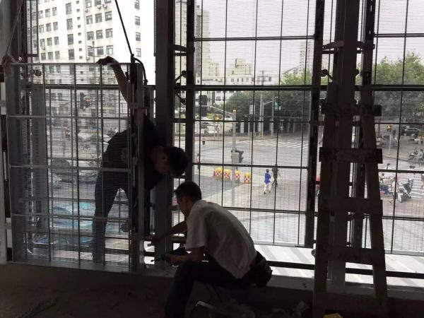HD p1.25 transparent glass led mesh screen , led screen , led billboard VIDEO DISPLAY outdoor transparent led screen
