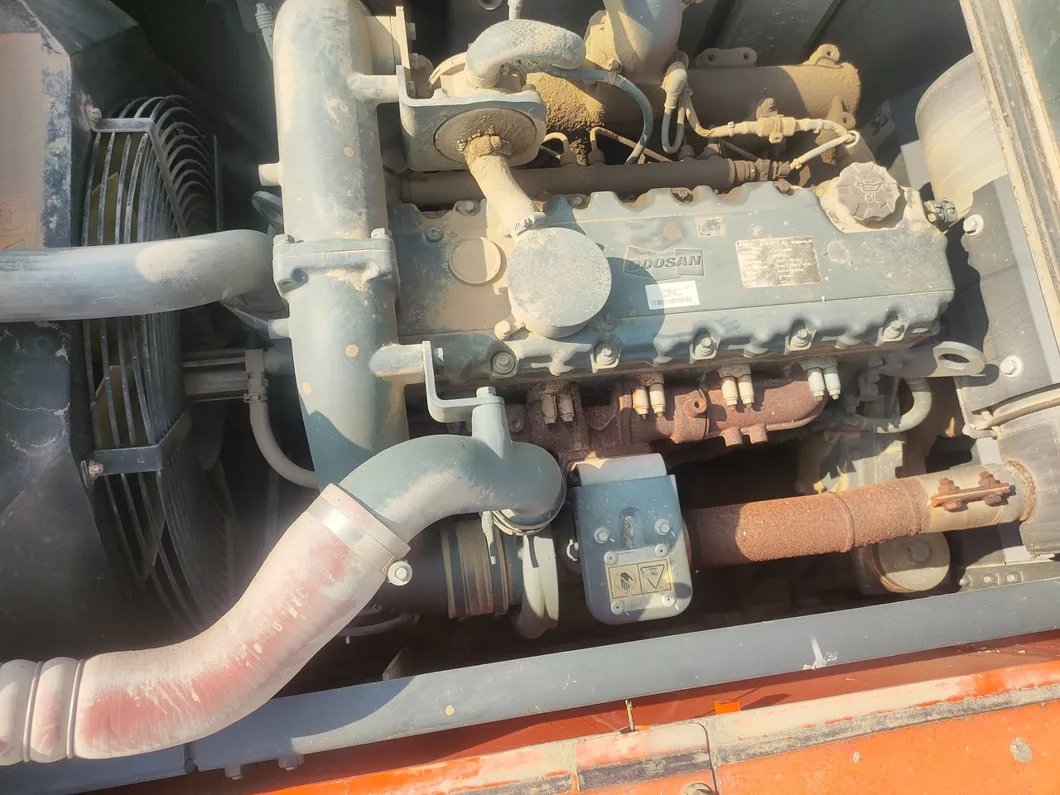 Less Hour Cheap Used 21ton Doosan Crawler Excavator Machine Second Hand Imported Dx215 220 225 Excavator for Sale