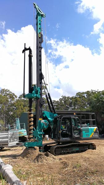 KR80M Hydraulic Rotary Piling Rig With 80 KN.M Max Torque Max. drilling diameter 1000 mm  Max. drilling depth  22m /28 m