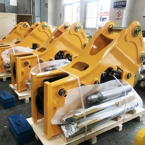 OEM Hydraulic Rock Breaker Excavator Attachments 20CrMo Steel Customizable
