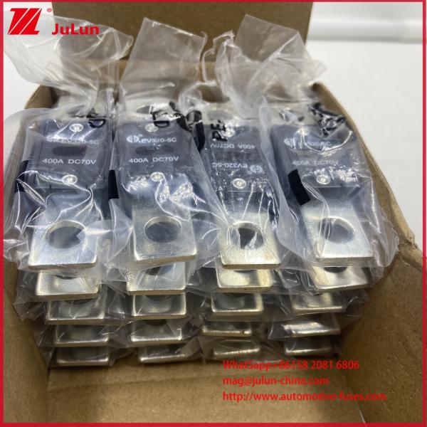 150A Fuseaux de véhicules routiers EV320-5C 5X 400A 200A DC70V 6KA Courant de rupture maximal AC Ev Adaptateur de chargeur Compatible pour voiture électrique Spéciale