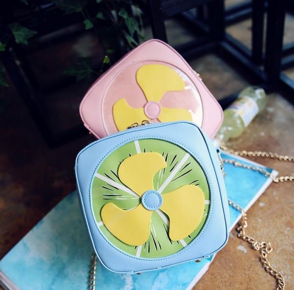 2016 summer new female Japanese fruit fan small square bag Messenger bag cute shoulder bag women's singles