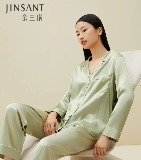 100% Mulberry Silk Pajama Set for Women - Breathable & Moisture-Wicking with Relaxed Loose Fit