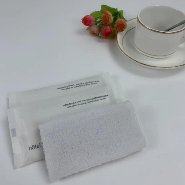 23x23cm Folded Cotton Single Use Restaurant Wet Towel