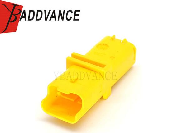 Alojamento série/3 amarelo do conector macho de Pin dos conectores 1.5mm de FCI Sicma com terminais