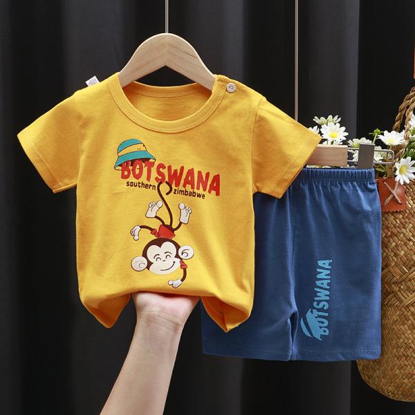 A roupa das crianças do verão de 120CM 47.2in curto Sleeved camisas de T para meninos
