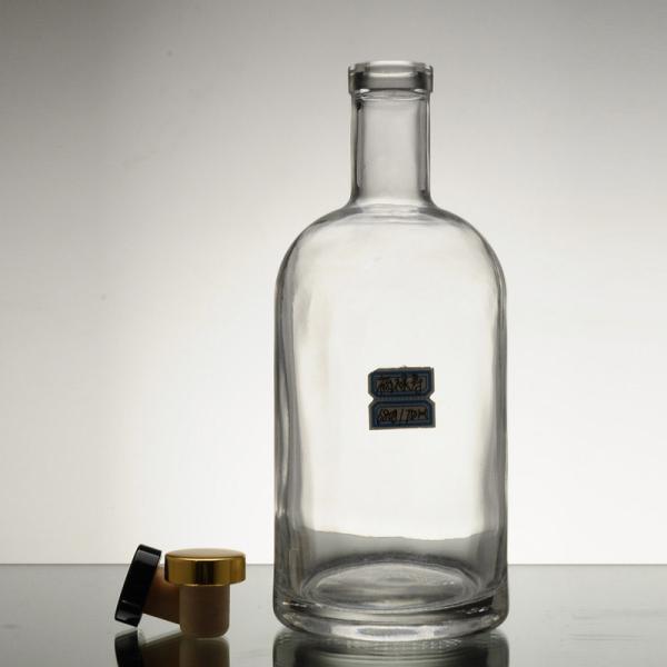 Embossing Pattern Super Flint Glass Bottles for Tequila Vodka 750ml Square OEM Design