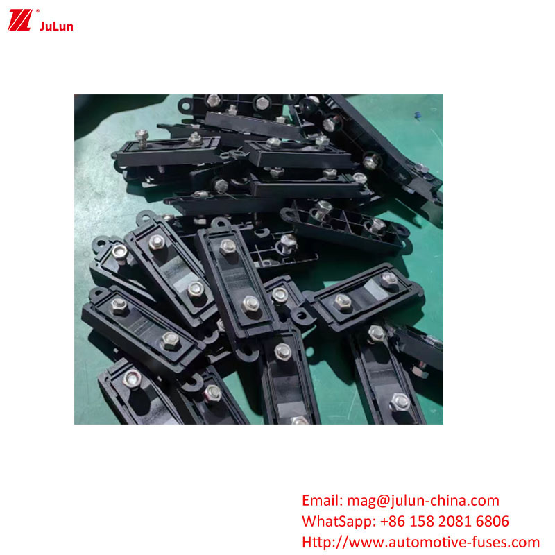 Eu UL Certified Manual Reset Amplifier Circuit Breaker 30A-500A32V Автомобильный держатель предохранителя, корпус из пластика/нейлона