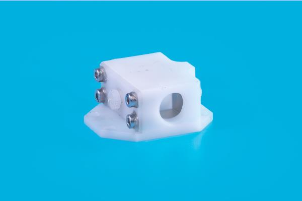 LiNbO3 Pockel Cell Q Switch Parallelism≤20 Arcsec Photoelectric Material