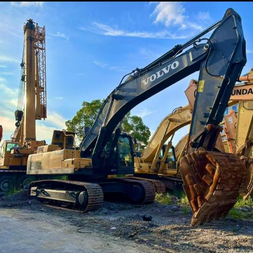 Used Korea Hydraulic Crawler Big Excavator Volvo 480 Good Performance High Work Efficiency