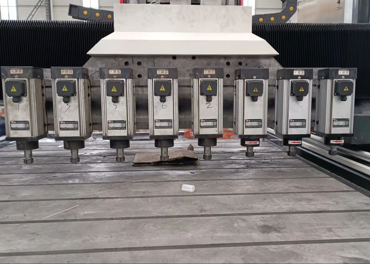 CNC Sieve Plate Drilling Machine 13pcs Vertical Sliding Ram Drilling Power Head