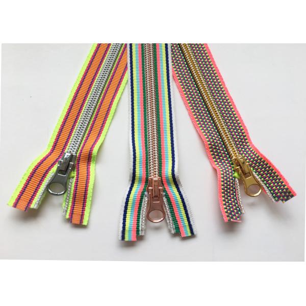 Нейлон катушки европейского рюкзака моды стиля красочный застегивает на молнию с автомобилем - покрытым слайдером замка покрытым